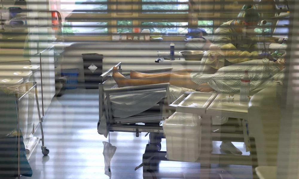 Βέλγιο: Σχεδόν 800 οι νοσηλευόμενοι στις ΜΕΘ